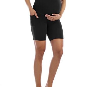 Time and Tru Women's Black Bike Shorts